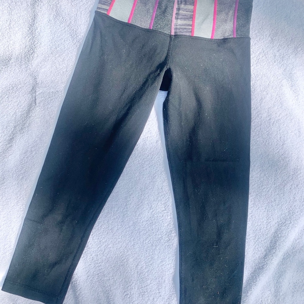 Lululemon Wunder Under Crop